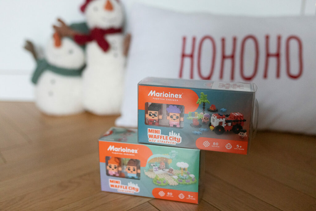 Prezenty na Święta dla dzieci 2022 - Marioinex Mini Waffle w pudełkach