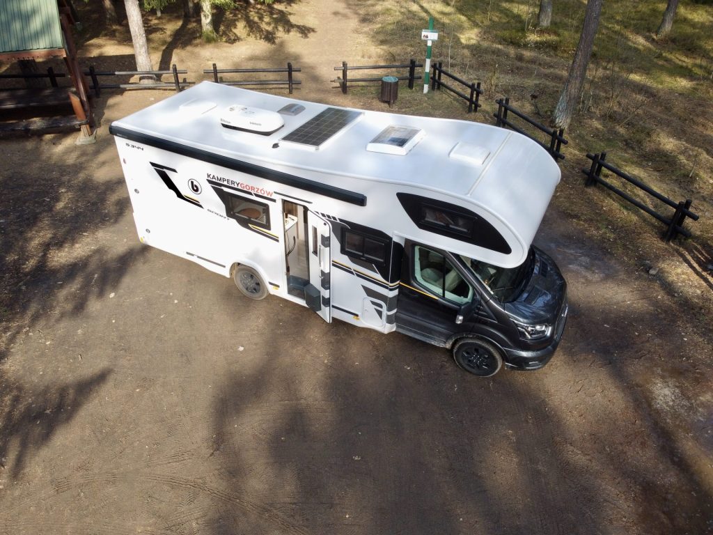 FORD Benimar Sport 344 T26 Northautokapp - fotka z góry